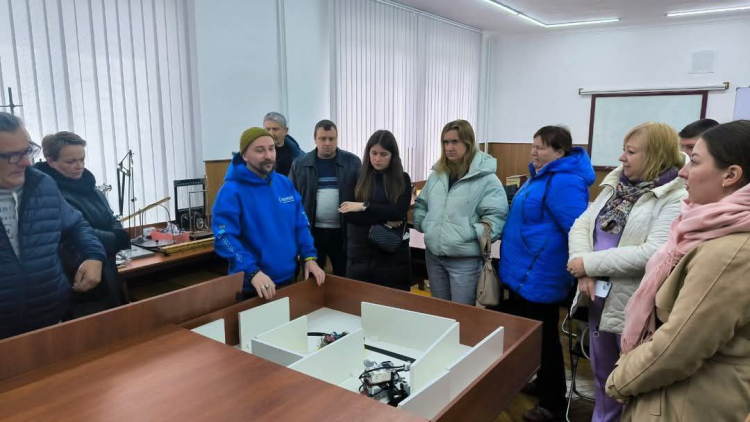 У ННІ ІНФОТЕХ  відбувся методичний семінар для вчителів фізики