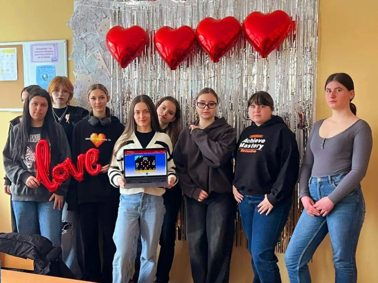 Успішний старт у кар’єрі:  студентка ННІ ІНФОТЕХ провела Тиждень цифрової освіти